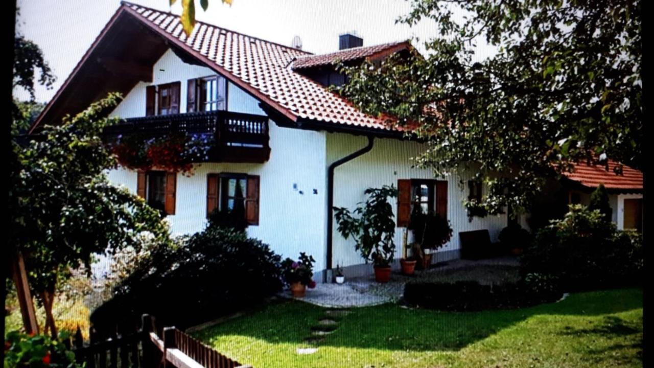 Haus Brigitte Im Dreilaendereck Apartment Neureichenau Luaran gambar